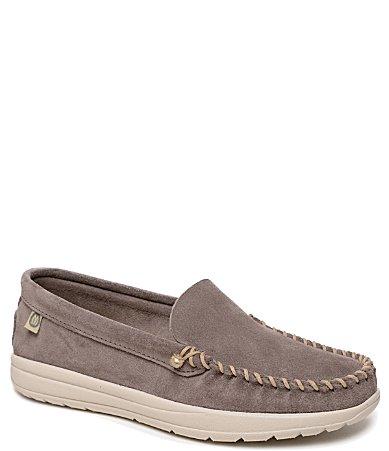 Womens Minnetonka Discover Classic Moccasin Product Image