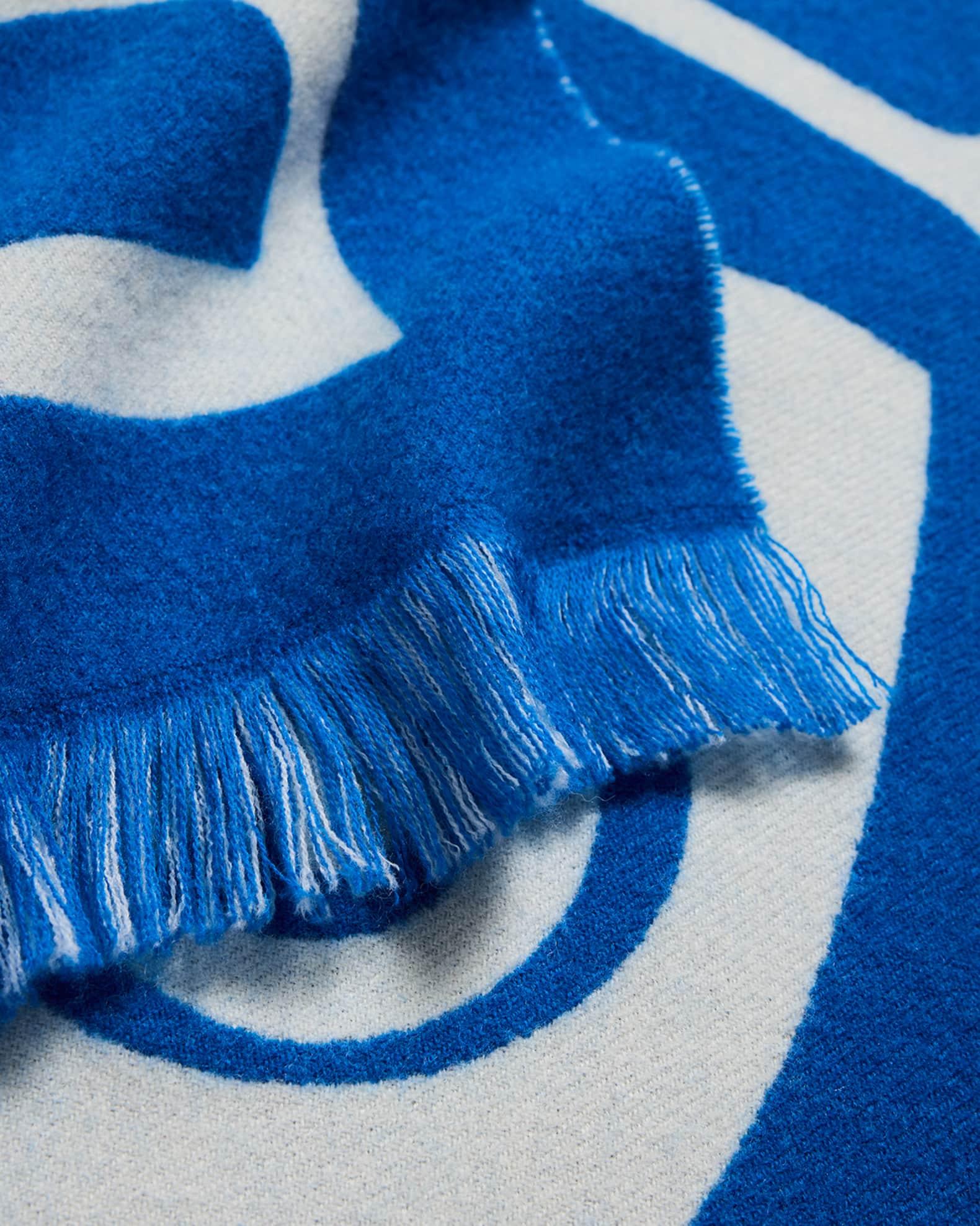 Men's Wool Logo Text B Shield Scarf Product Image