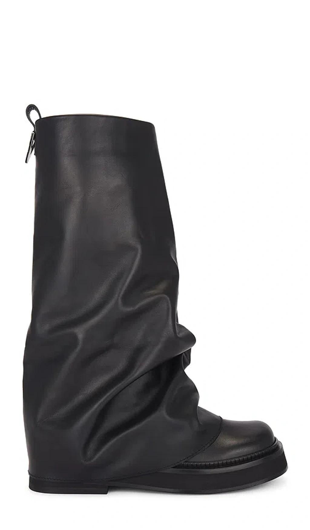 ATTICO Robin Black Boots With Square Toe And Logo Plaque On The Rear In Leather Woman Product Image