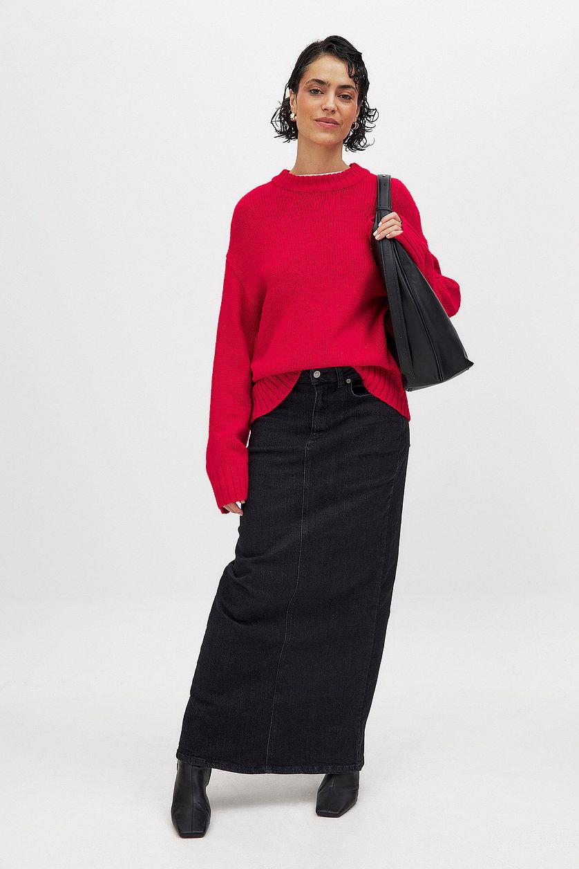 Round Neck Knitted Sweater Blue Product Image