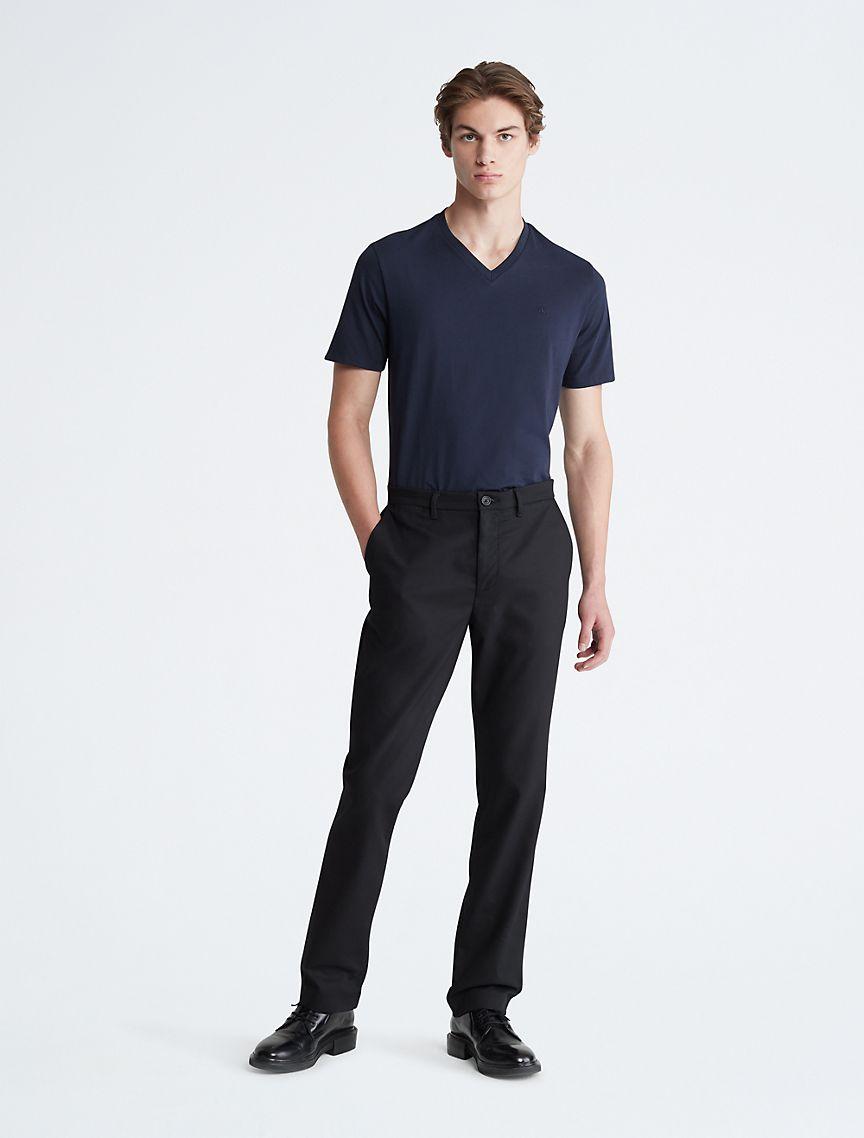 Smooth Cotton Solid V-Neck T-Shirt Product Image