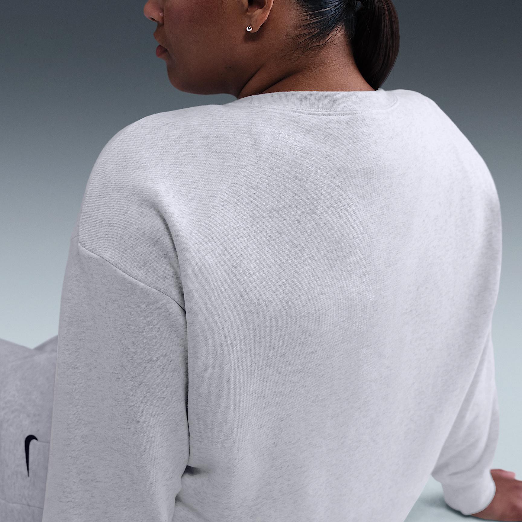 Womens Nike Sportswear Club Fleece Loose Crew-Neck Sweatshirt (Plus Size) | HV2328-051 Product Image