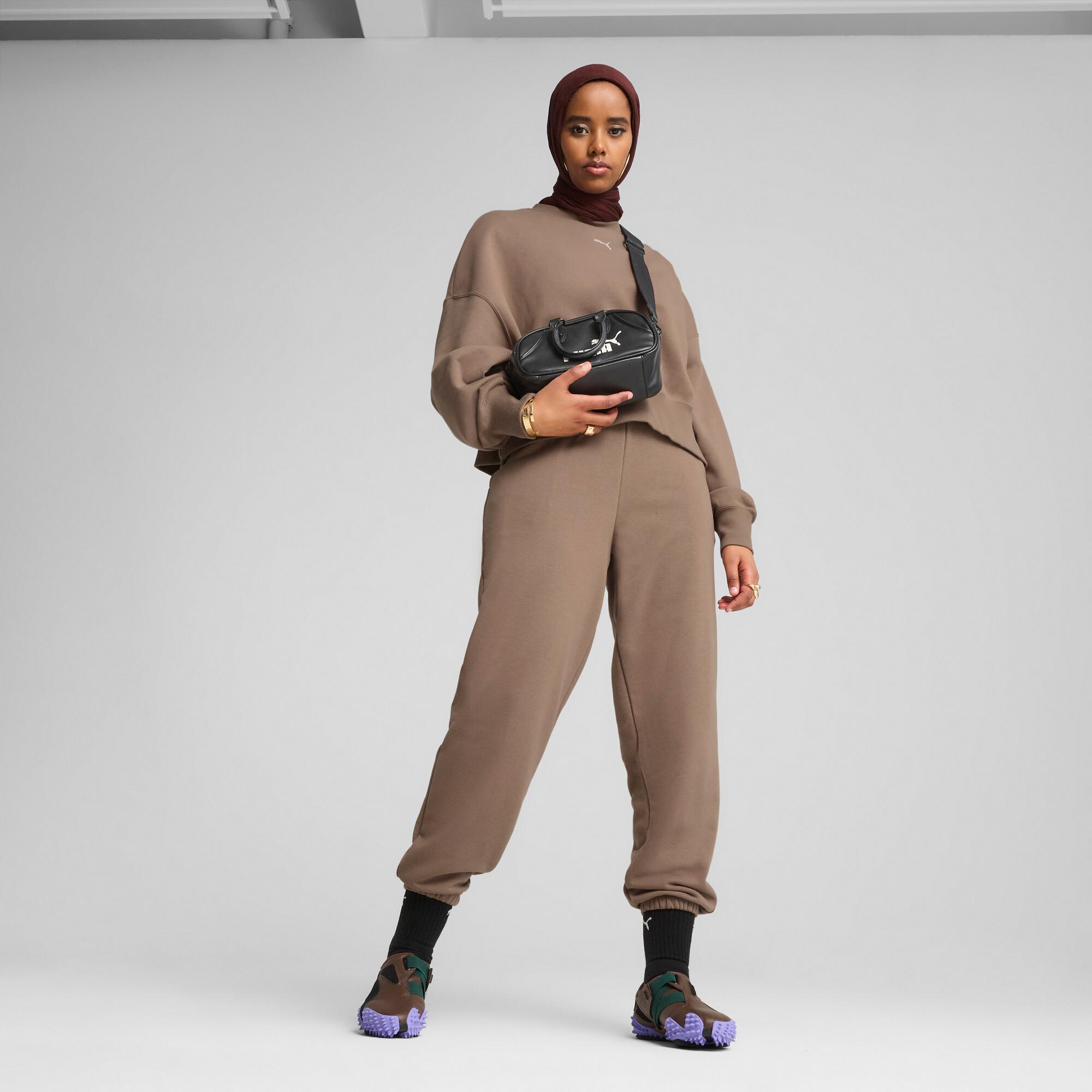 Wardrobe Essentials Women's Relaxed Sweatpants Product Image