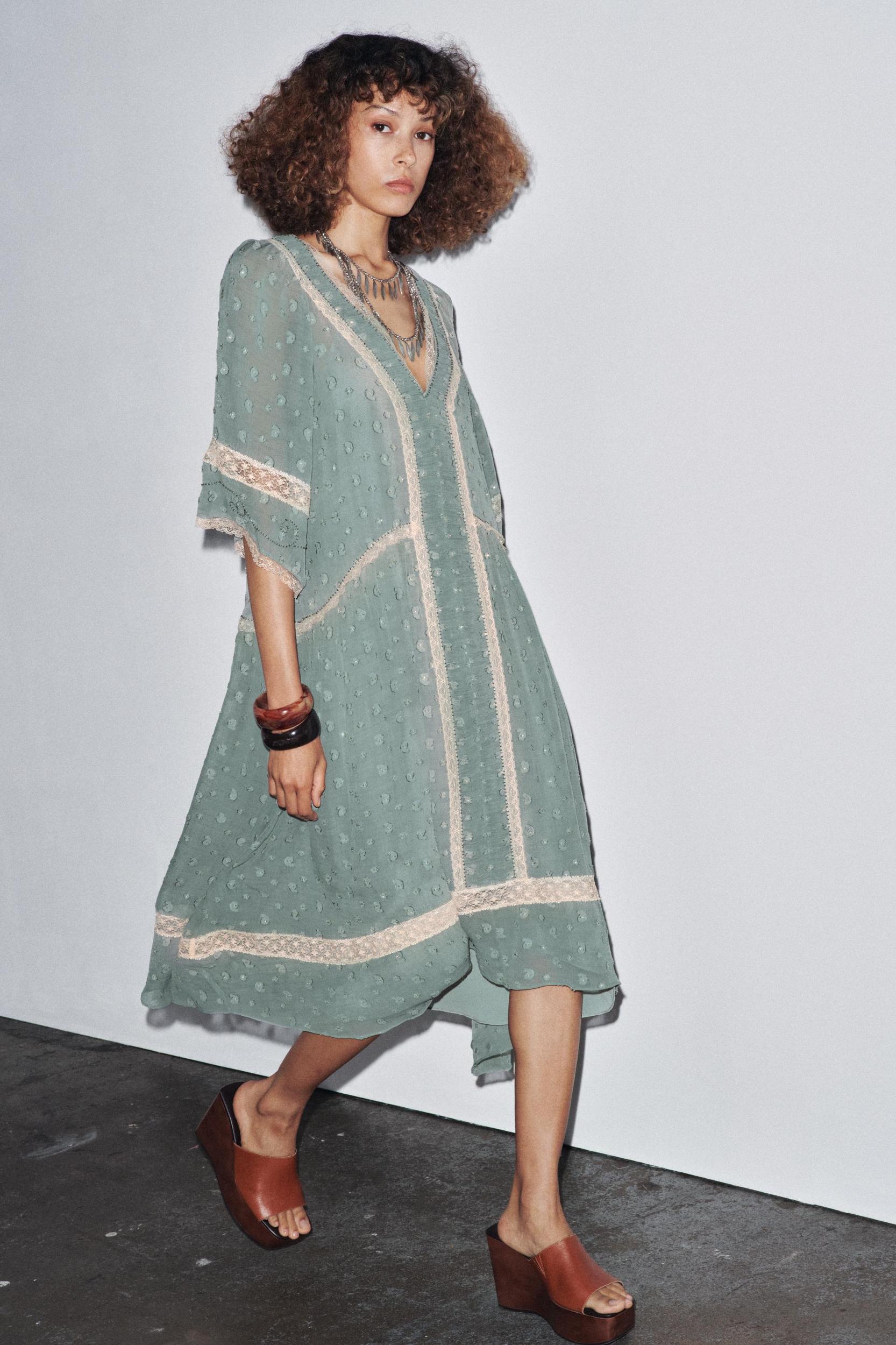 ZW COLLECTION ROMANTIC MIDI DRESS Product Image