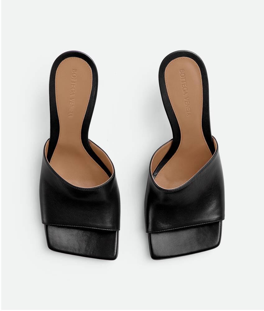 Women's Stretch Mule in Black Product Image