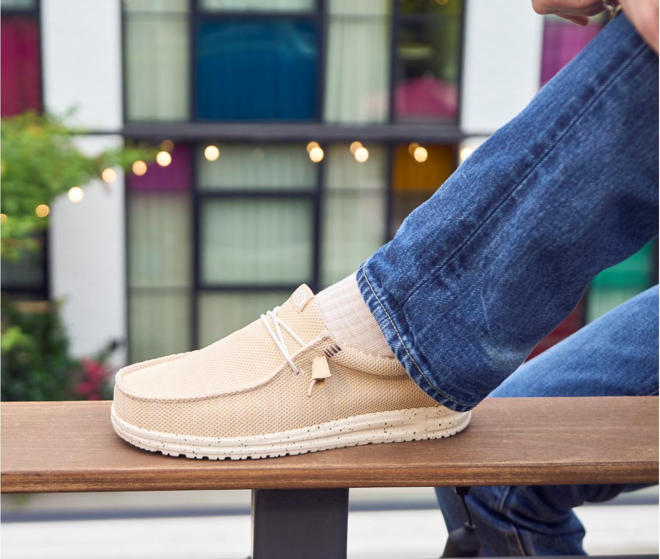 Men's HEYDUDE Wally Stretch Sox Casual Shoes Product Image