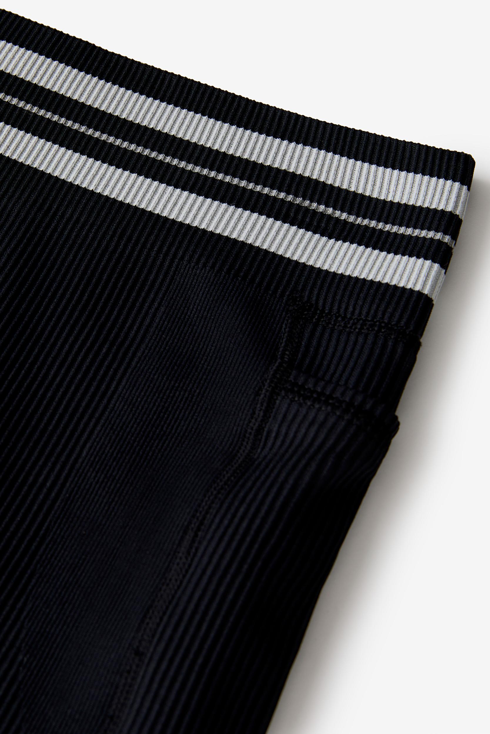 Lucky Aces Seamless Bike Short Product Image