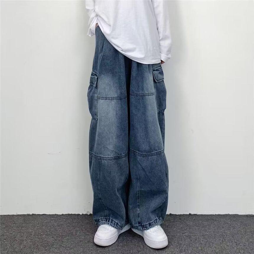 Low Rise Washed Wide Leg Cargo Jeans Product Image