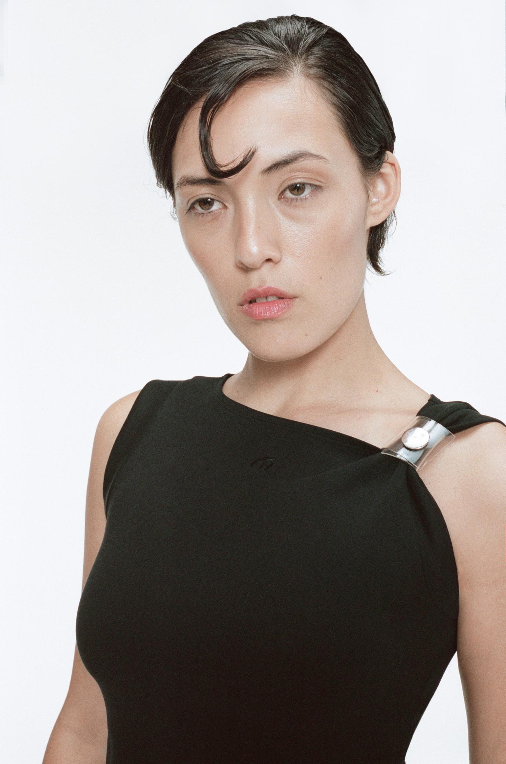 LUCIA TOP - BLACK Product Image