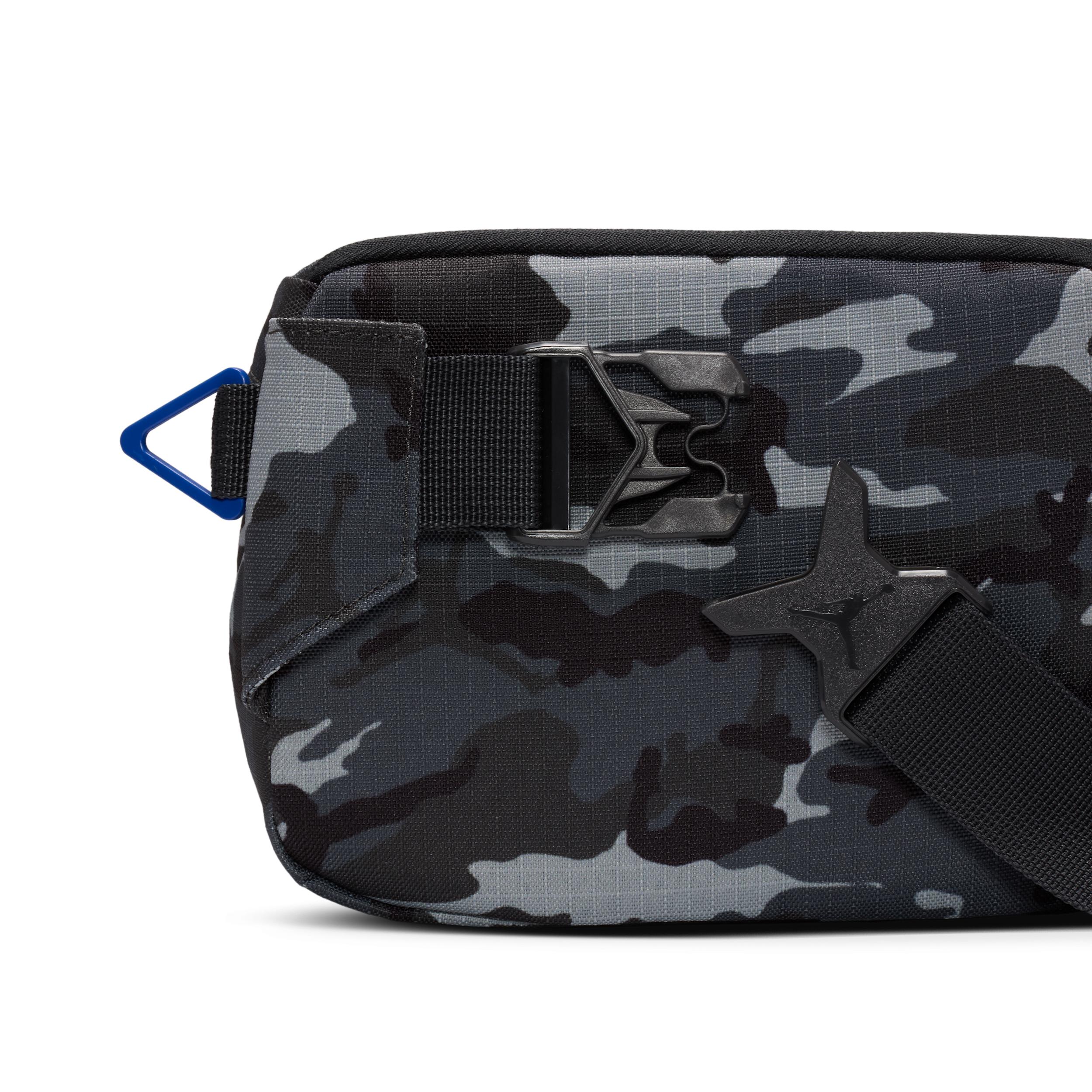 Men's Jordan Franchise Crossbody Bag (2L) Product Image