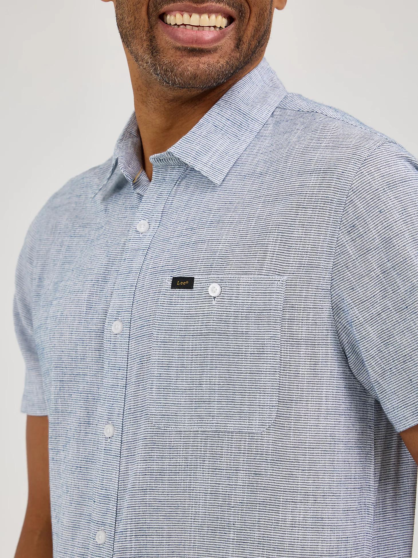 Men's Short Sleeve Solid Slub Button Down Shirt | Men's Tops & Tees | Lee® Product Image