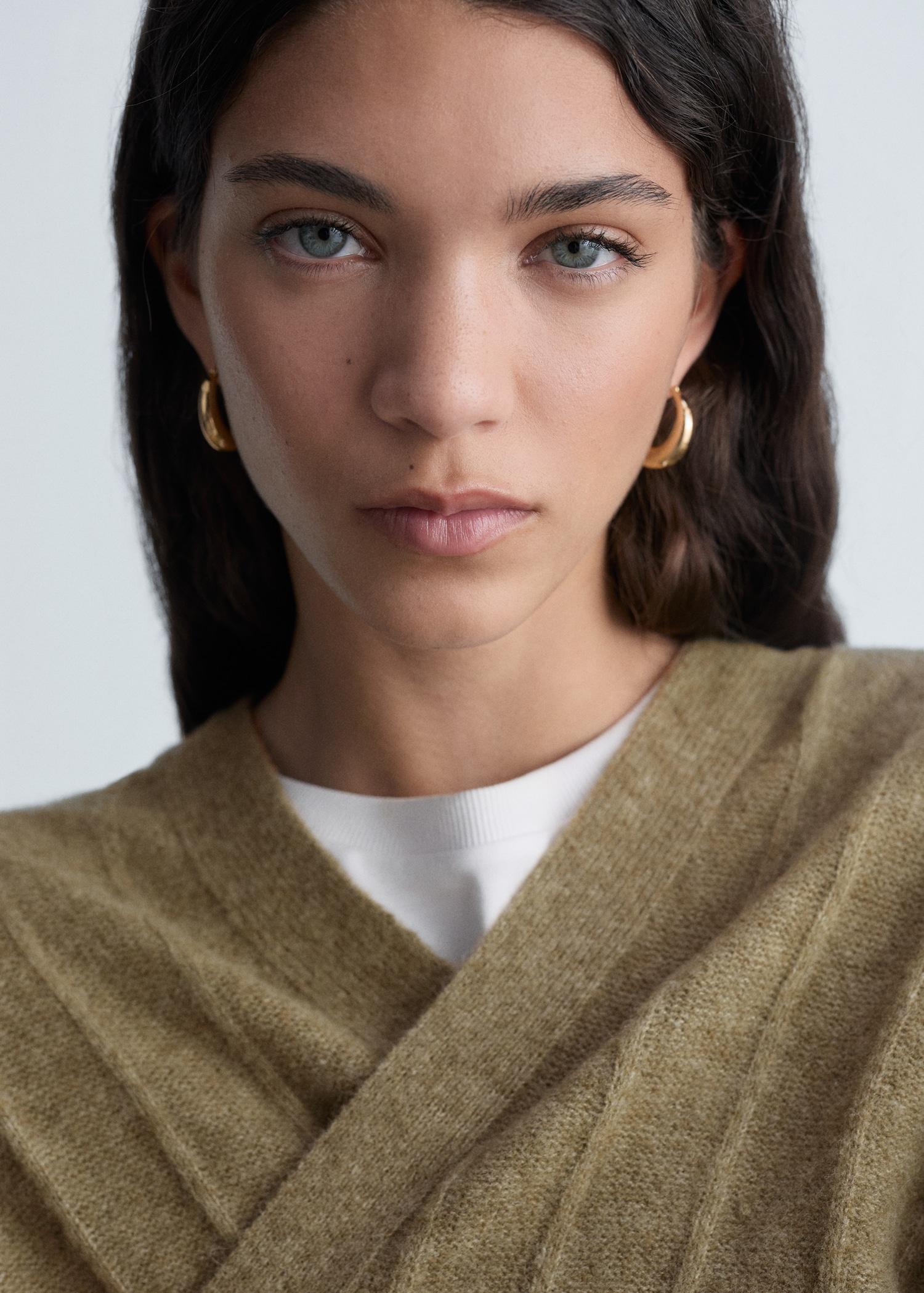 Buttoned long cardigan - Women | MANGO USA Product Image