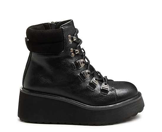 Rocket Dog Handle Women's Boots,  Product Image