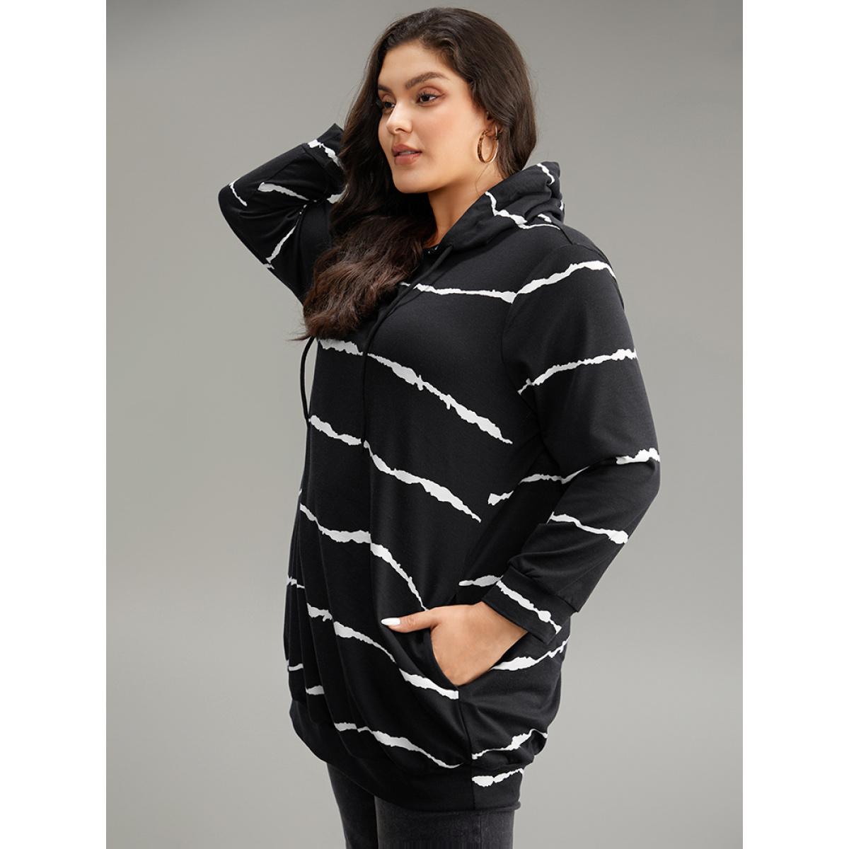 Plus Size Striped Pocket Hooded Drawstring Sweatshirt Women Black Casual Printed Hooded Dailywear Sweatshirts BloomChic 14-16/1X Product Image