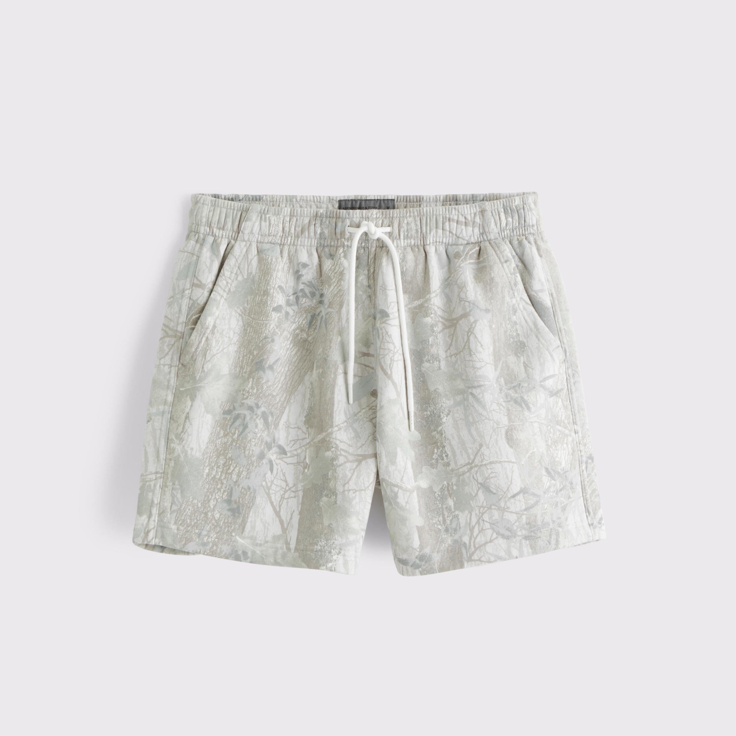 Essential Short Product Image