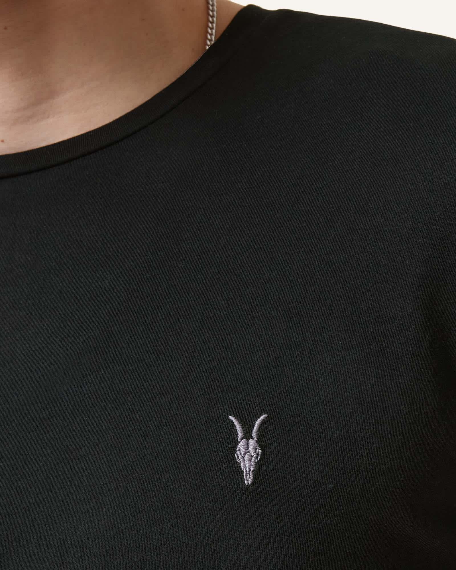 Tonic Crew Neck Slim Ramskull T-Shirt Product Image