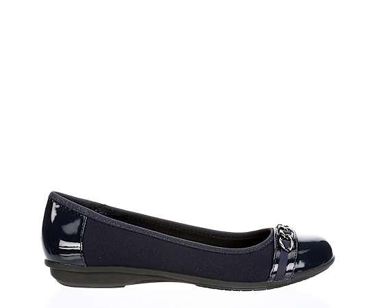 Xappeal Womens Faye Flat Product Image