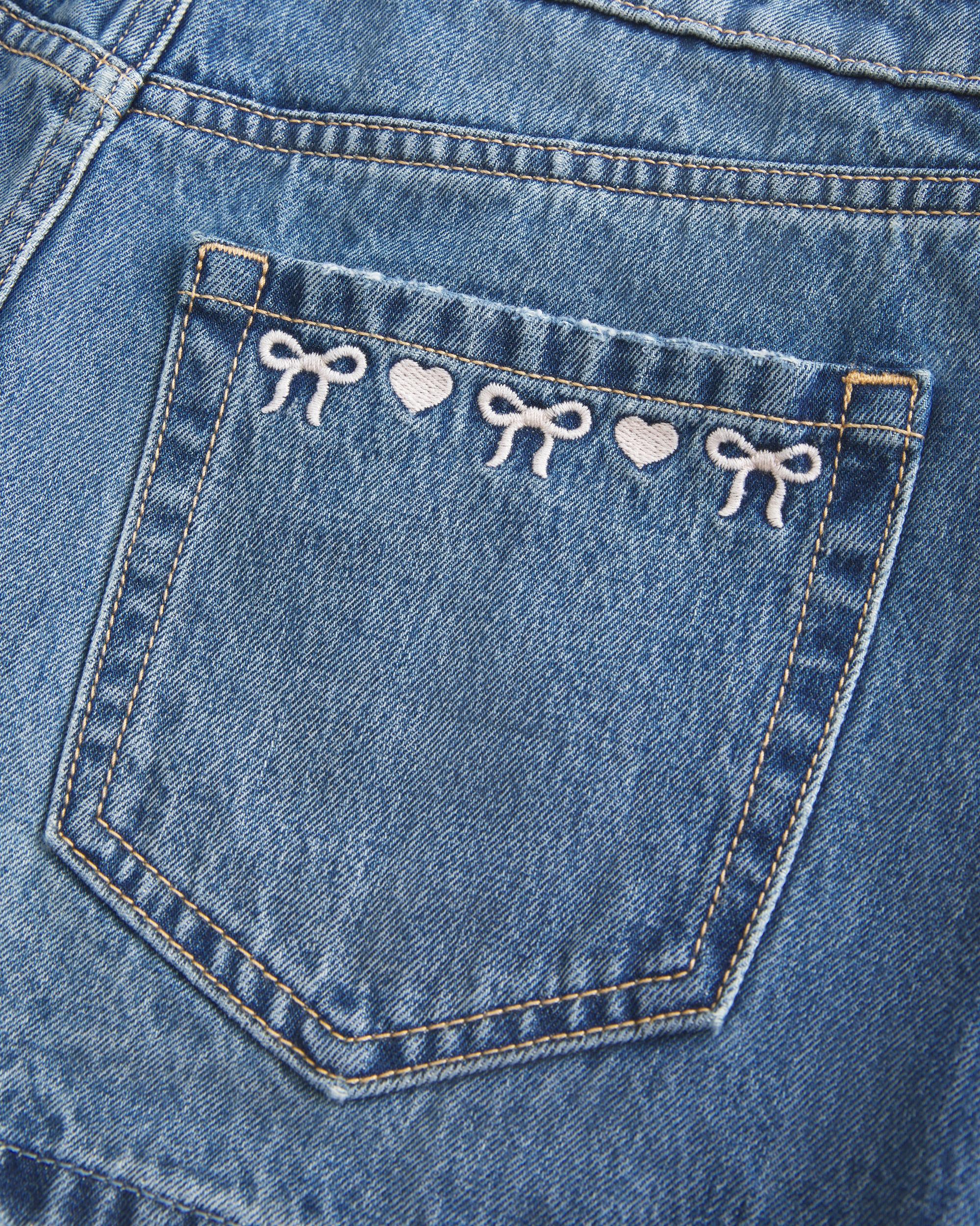 Low-Rise Medium Wash Star Applique Denim Mini Skort Product Image