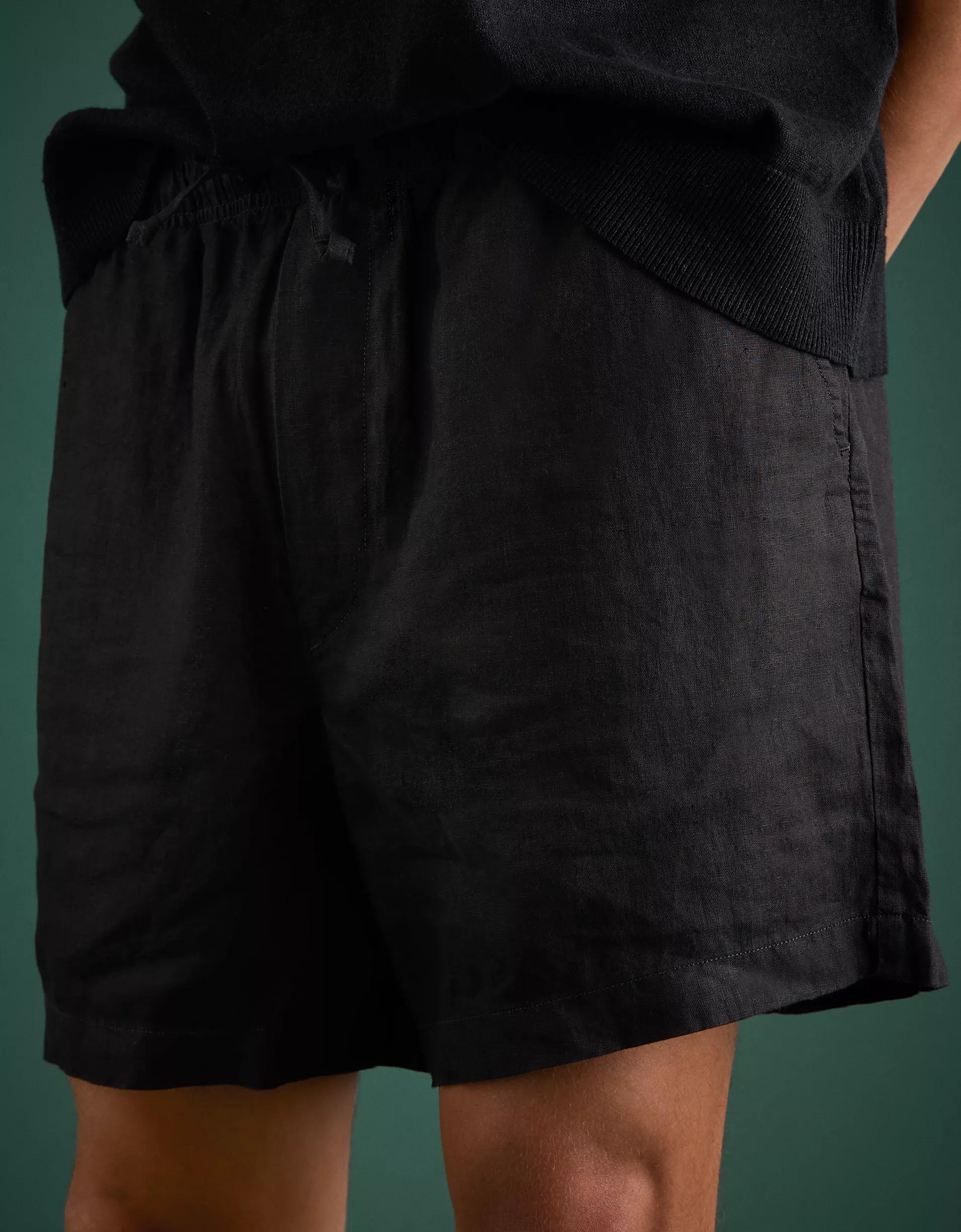 AE77 Premium Linen Pull-On Short Product Image