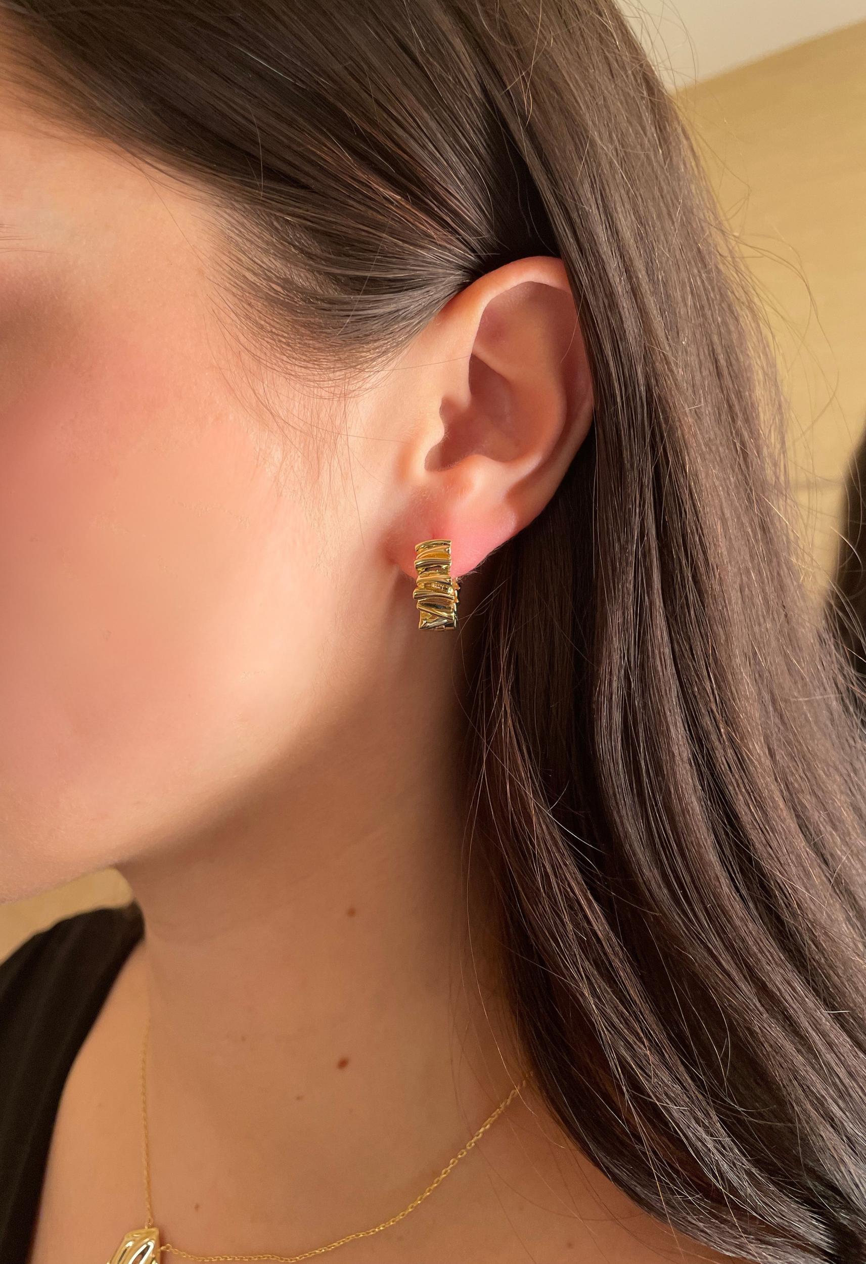 Gold Zig Zag Huggies Product Image