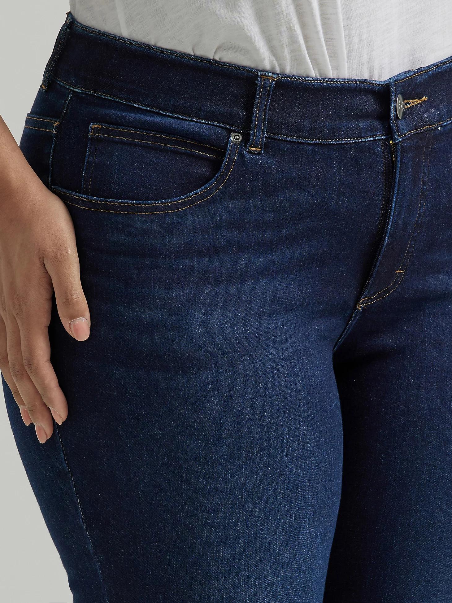 Women's Ultra Lux Comfort with Flex Motion Straight Jean (Plus) | Women's Jeans | Lee® Product Image