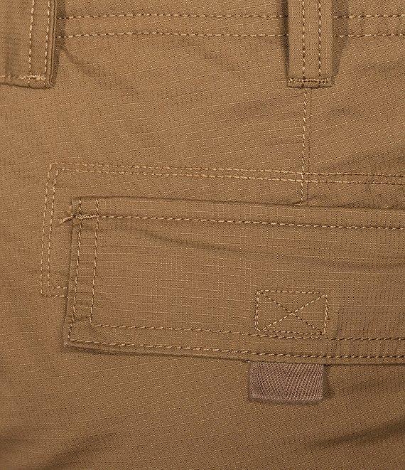 Roundtree & Yorke Classic Fit 13#double; Inseam Cargo Shorts Product Image