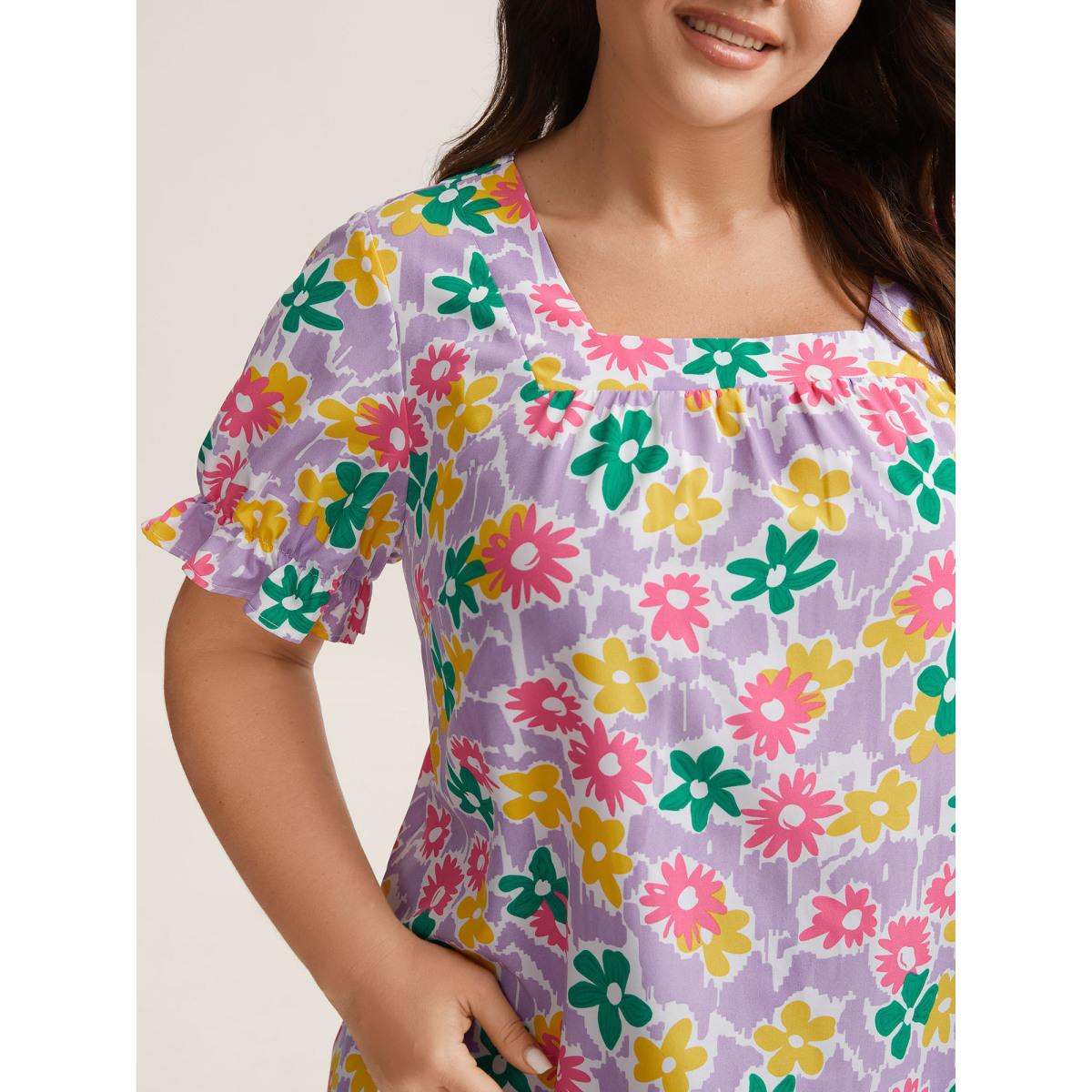 Plus Size Lilac Rainbow Floral Print Pleated Blouse Women Short sleeve Square Neck Casual Blouses BloomChic 28/5X Product Image