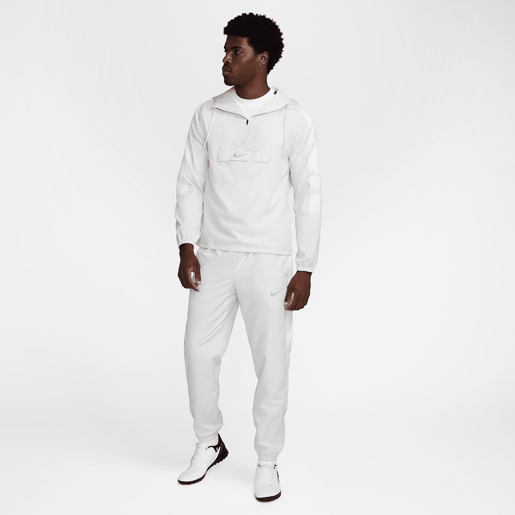 Nike Academy+ Men's Repel Soccer Pants Product Image