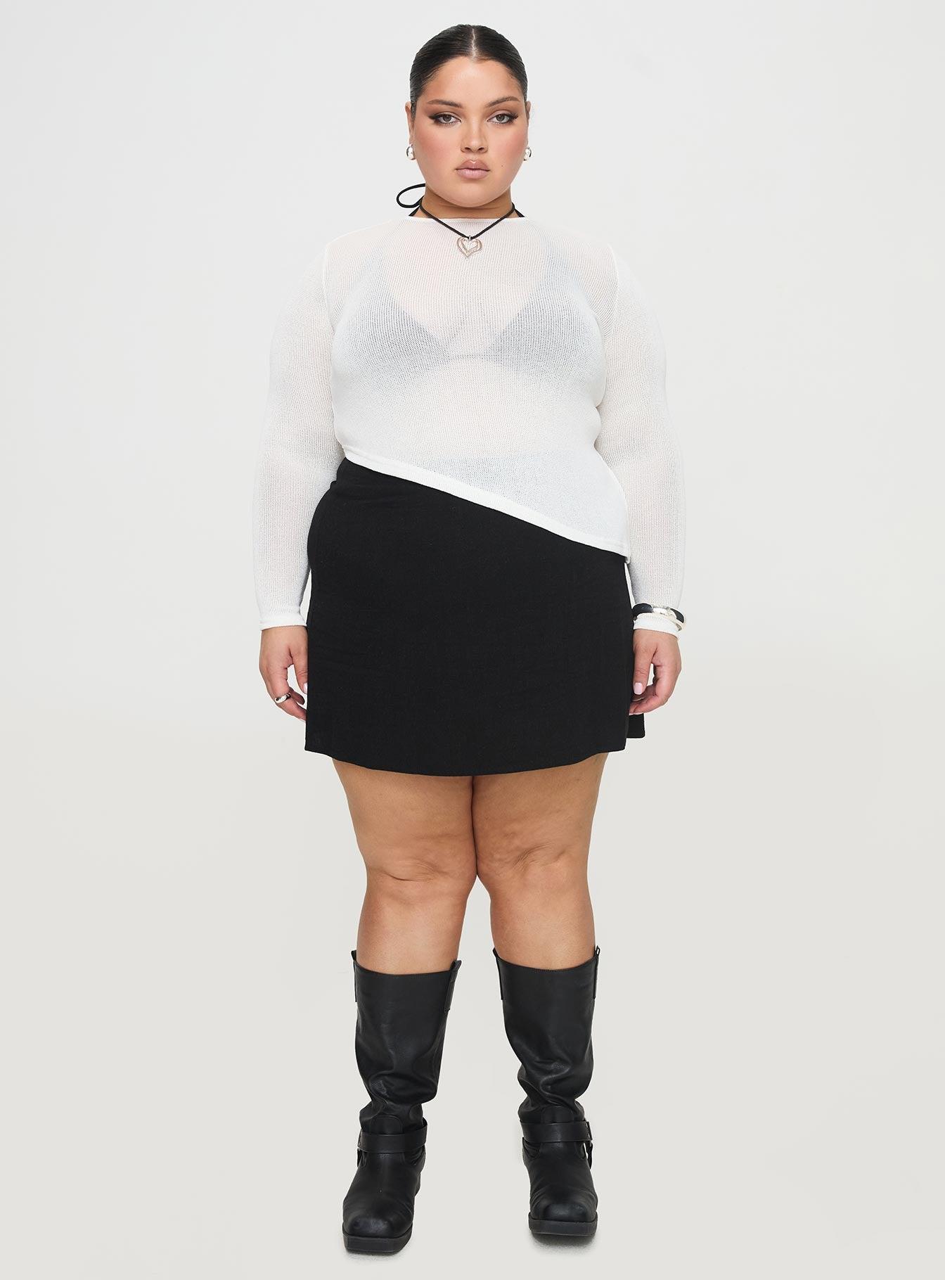 Pratt Long Sleeve Top White Curve Product Image