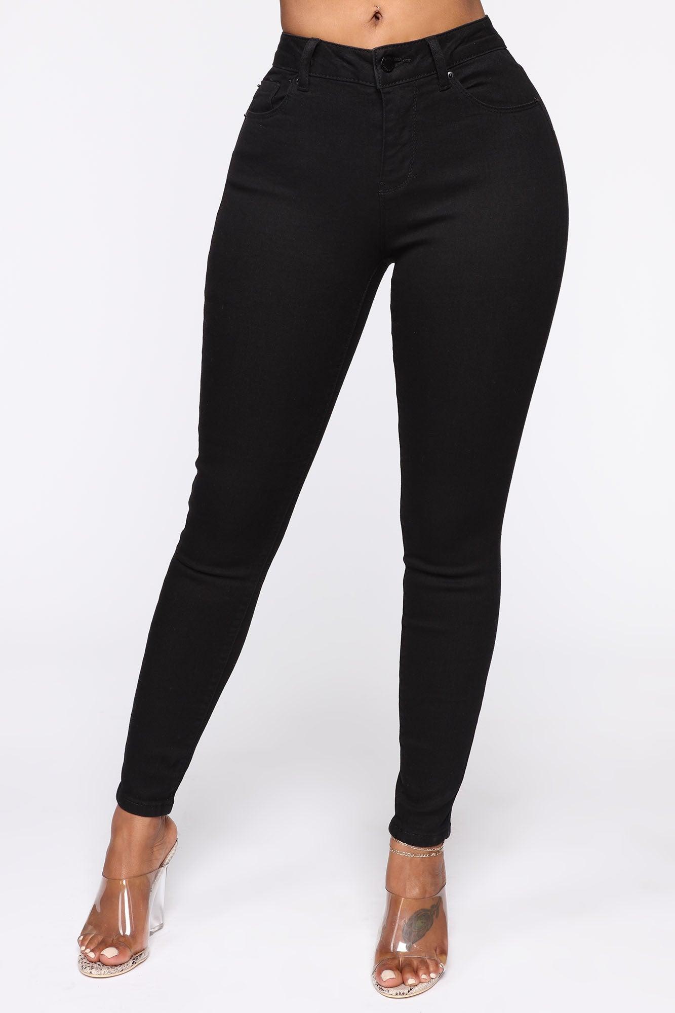 Can't Believe It! Booty Shaping Skinny Jeans - Black Product Image