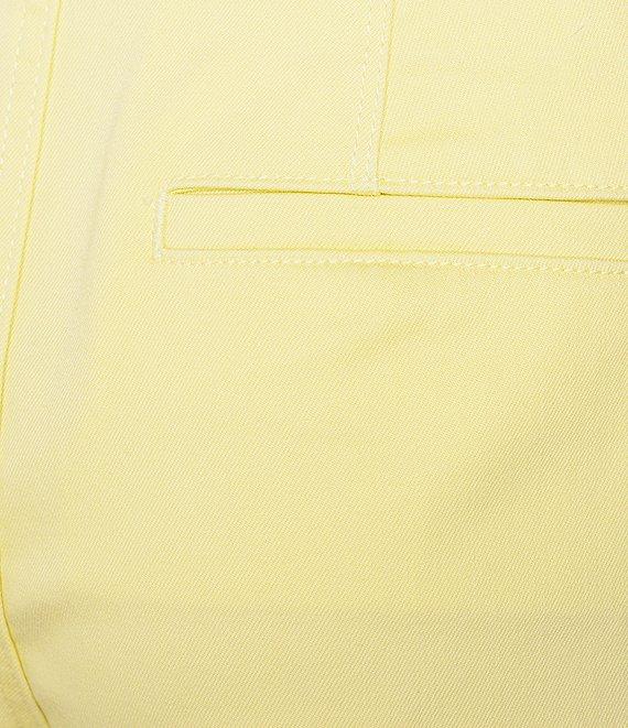 Gibson & Latimer Perfect Fit Woven Mid Rise Scalloped Hem Shorts Product Image