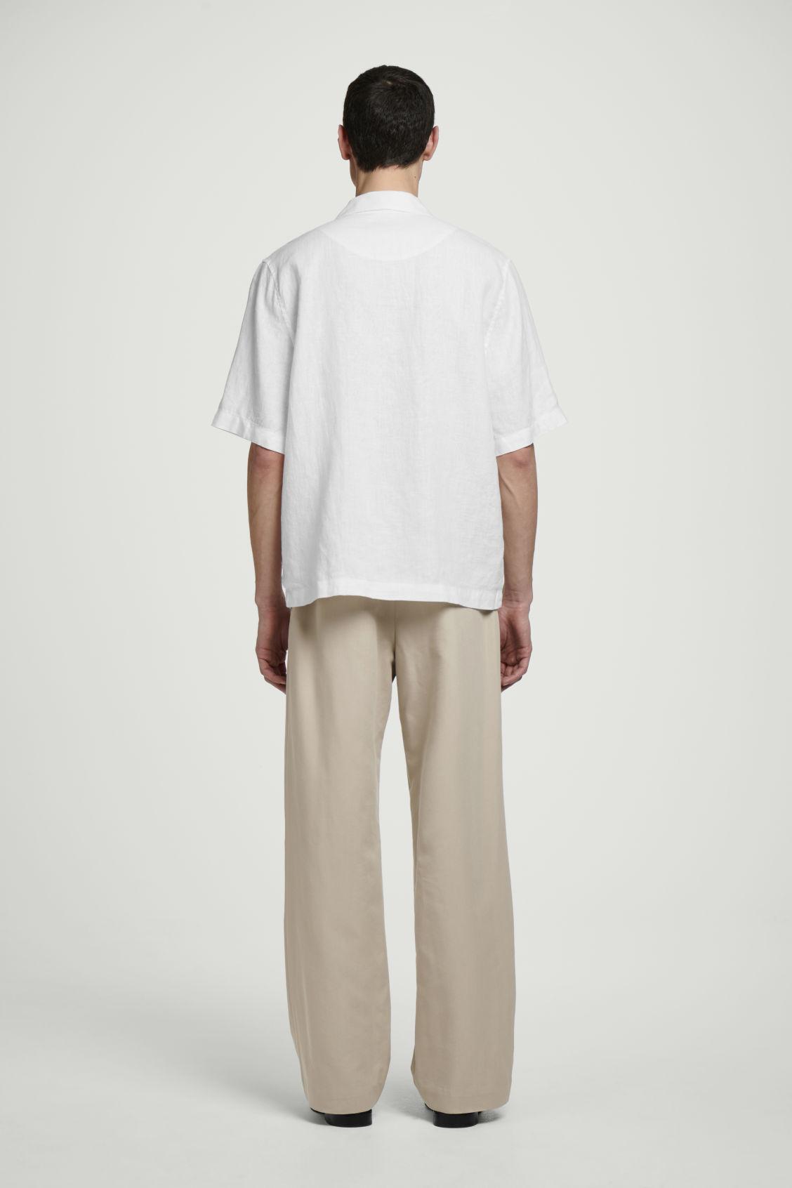 LINEN SHORT-SLEEVED SHIRT Product Image