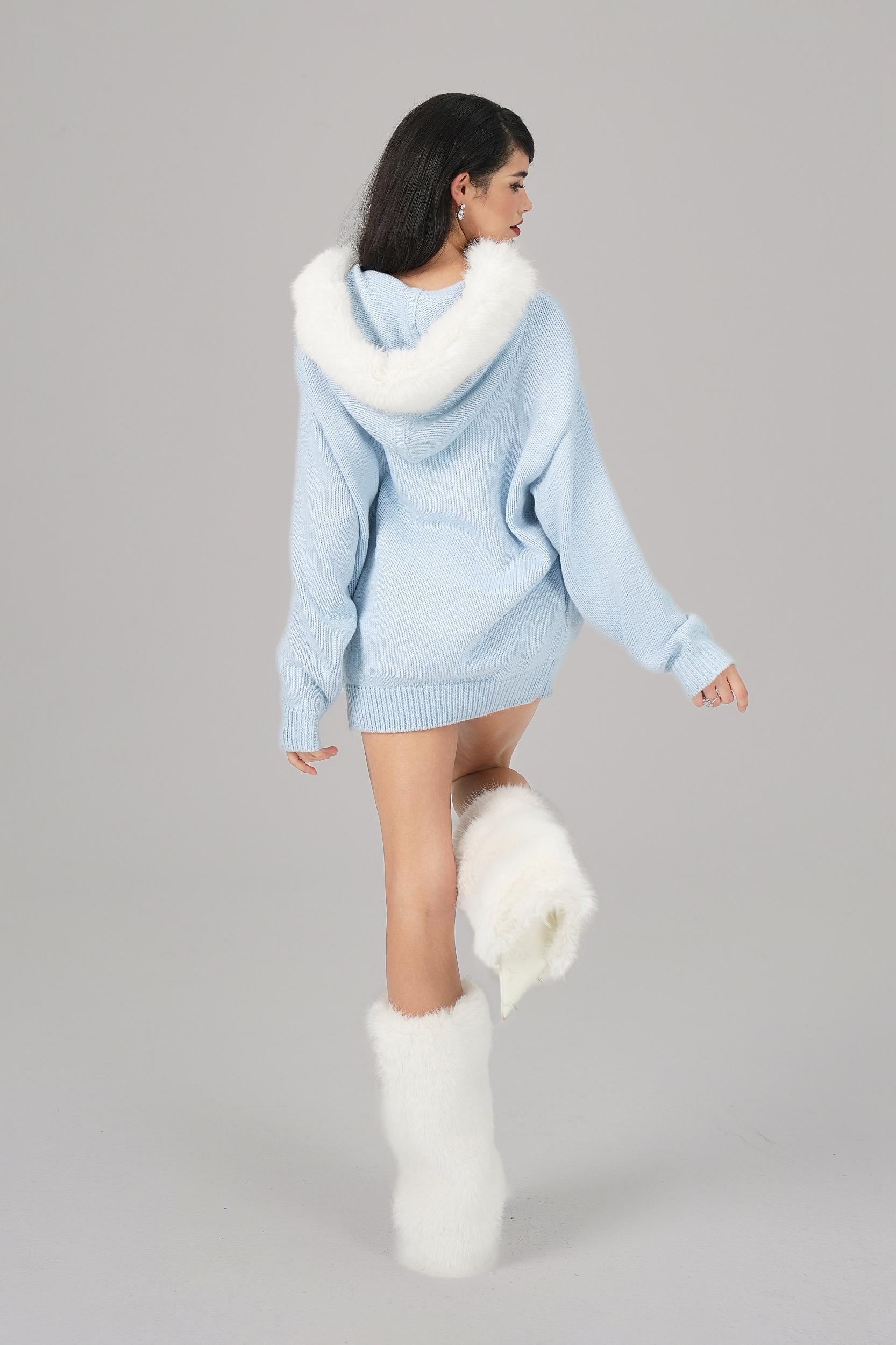 Ava Fur Sweatshirt (Blue) (Final Sale) Product Image
