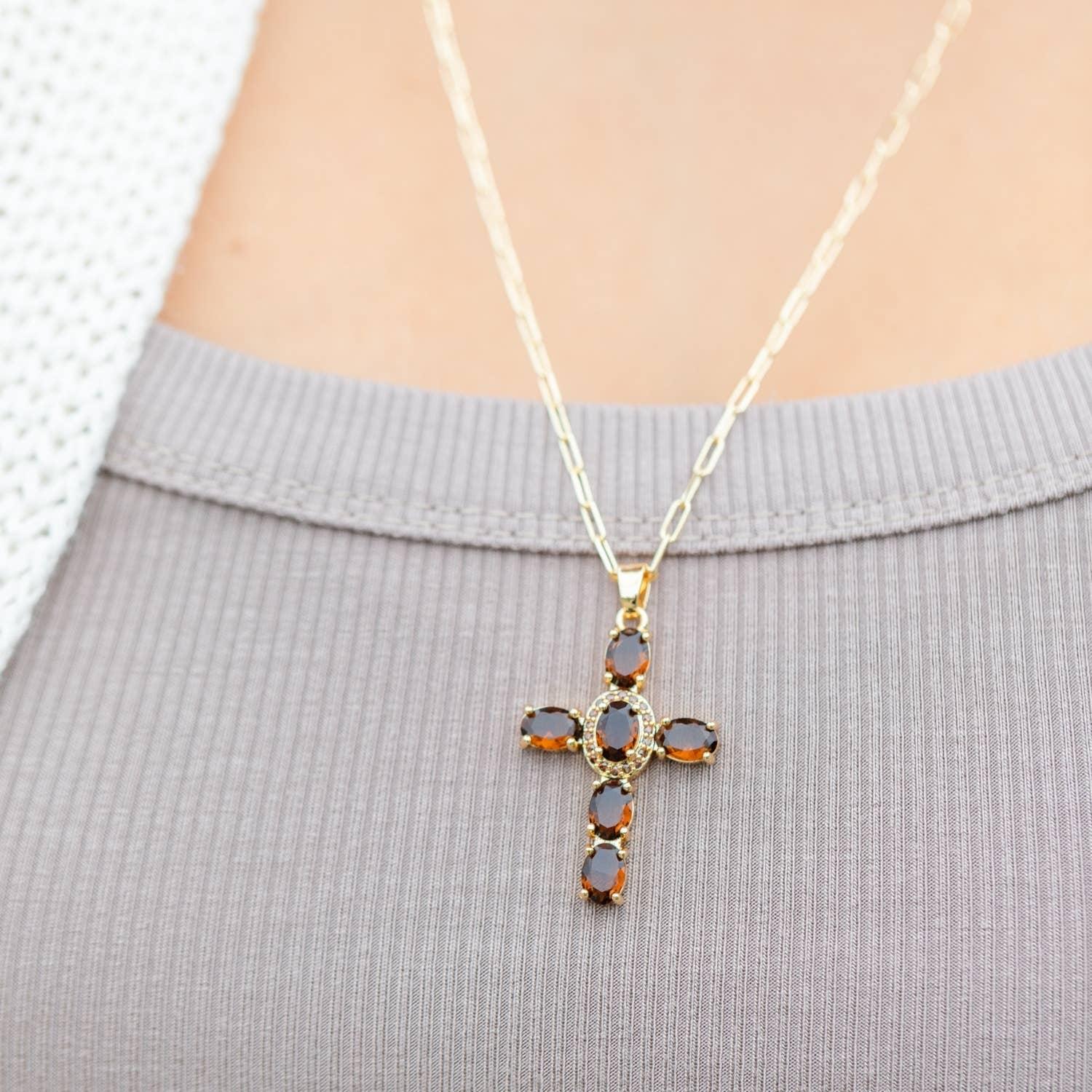 Eye-Catching Cross Pendant With Paperclip Chain Product Image