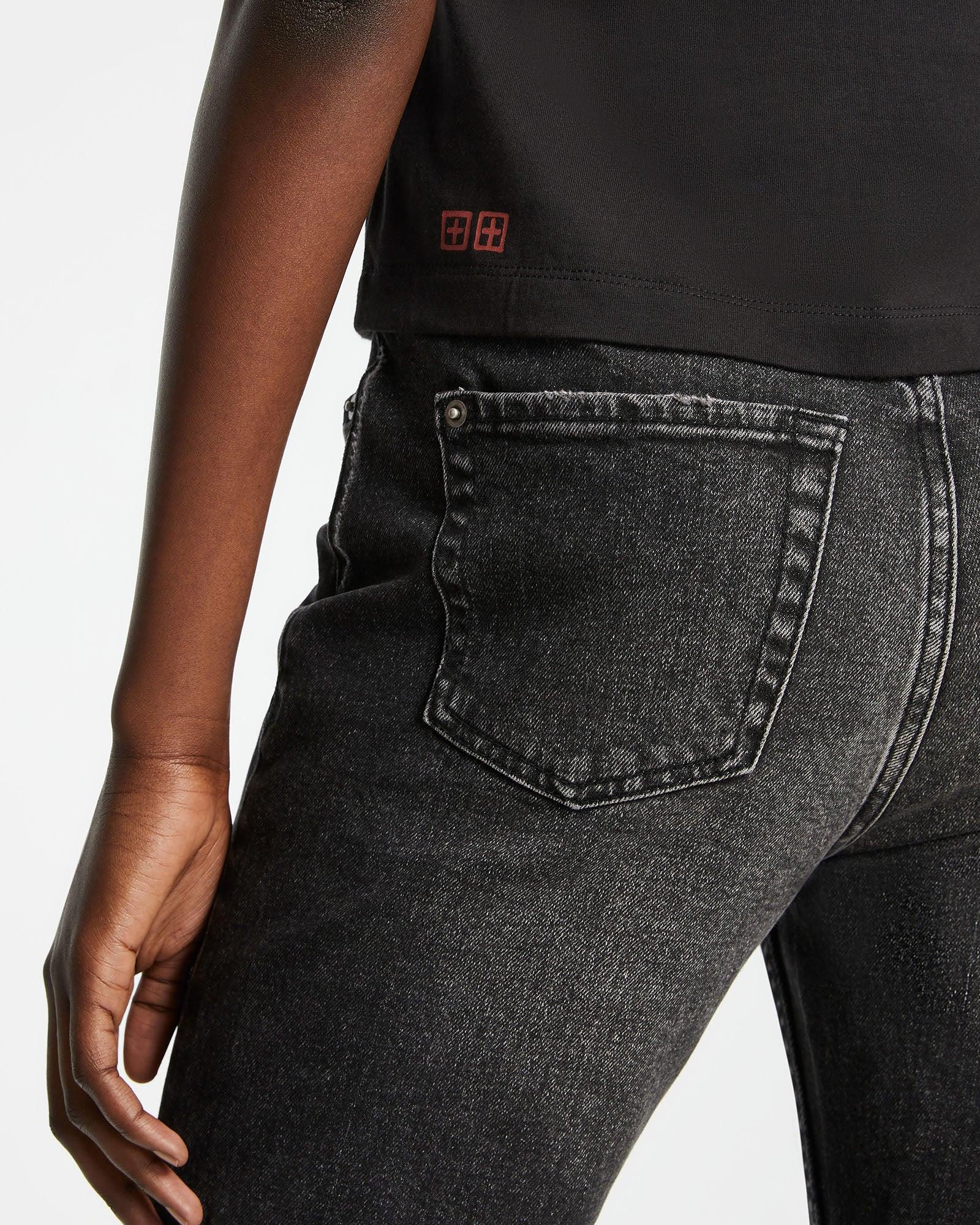 KSUBI DAZE MINI SS TEE JET BLACK Female Product Image