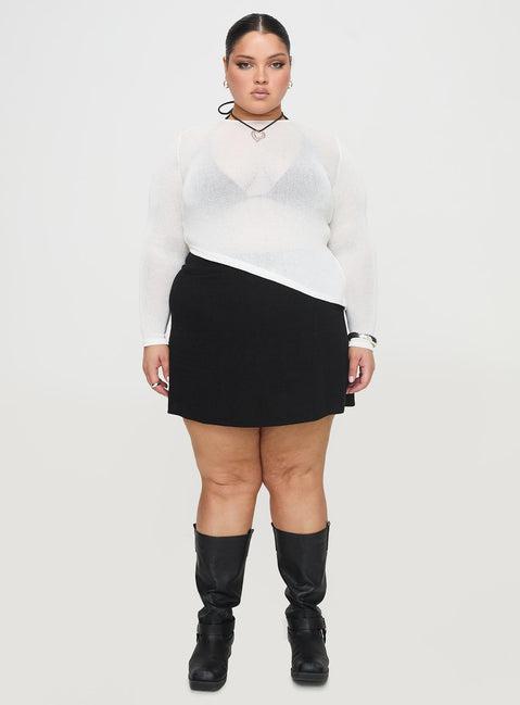 Pratt Long Sleeve Top White Curve Product Image