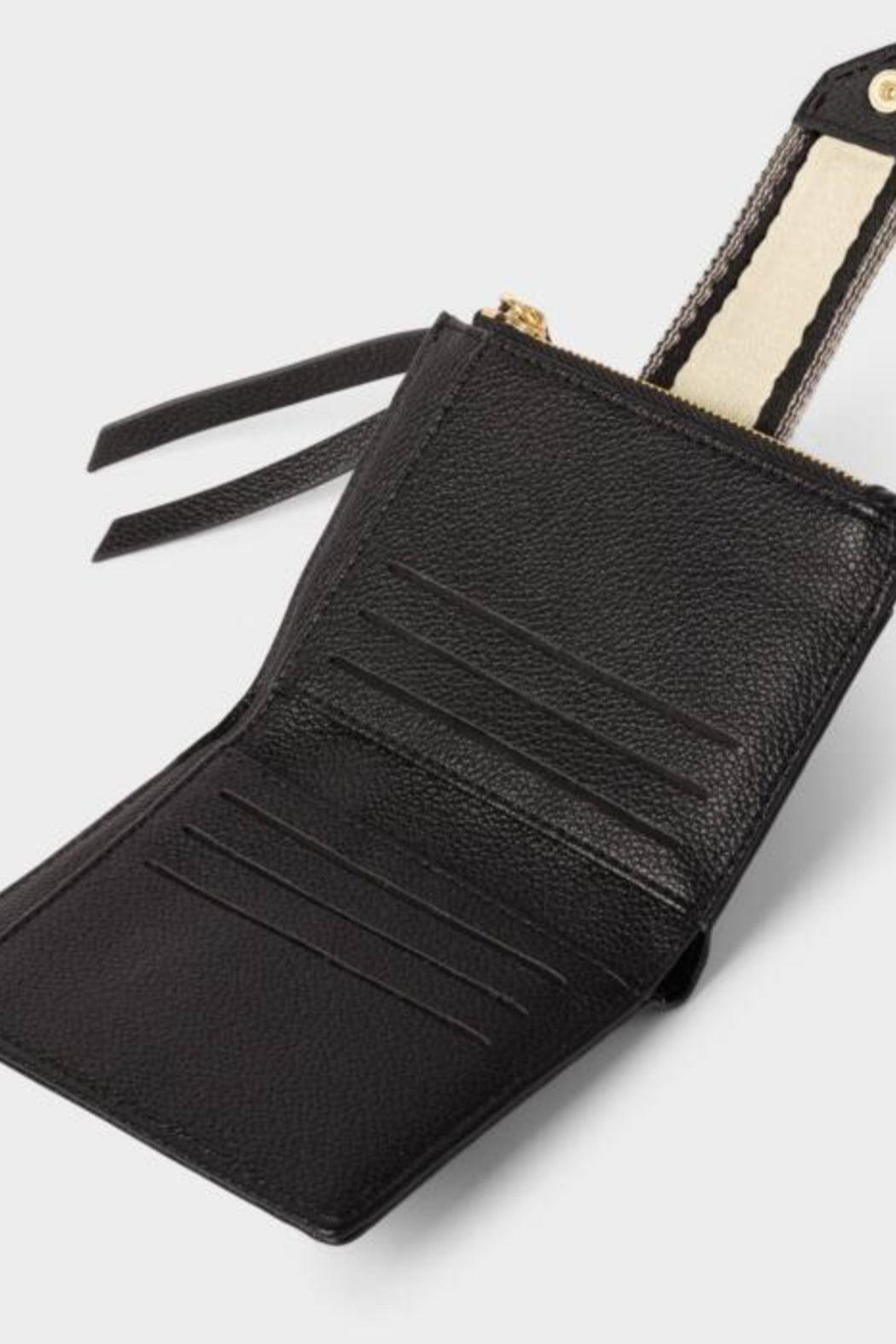 Hallie Purse Product Image