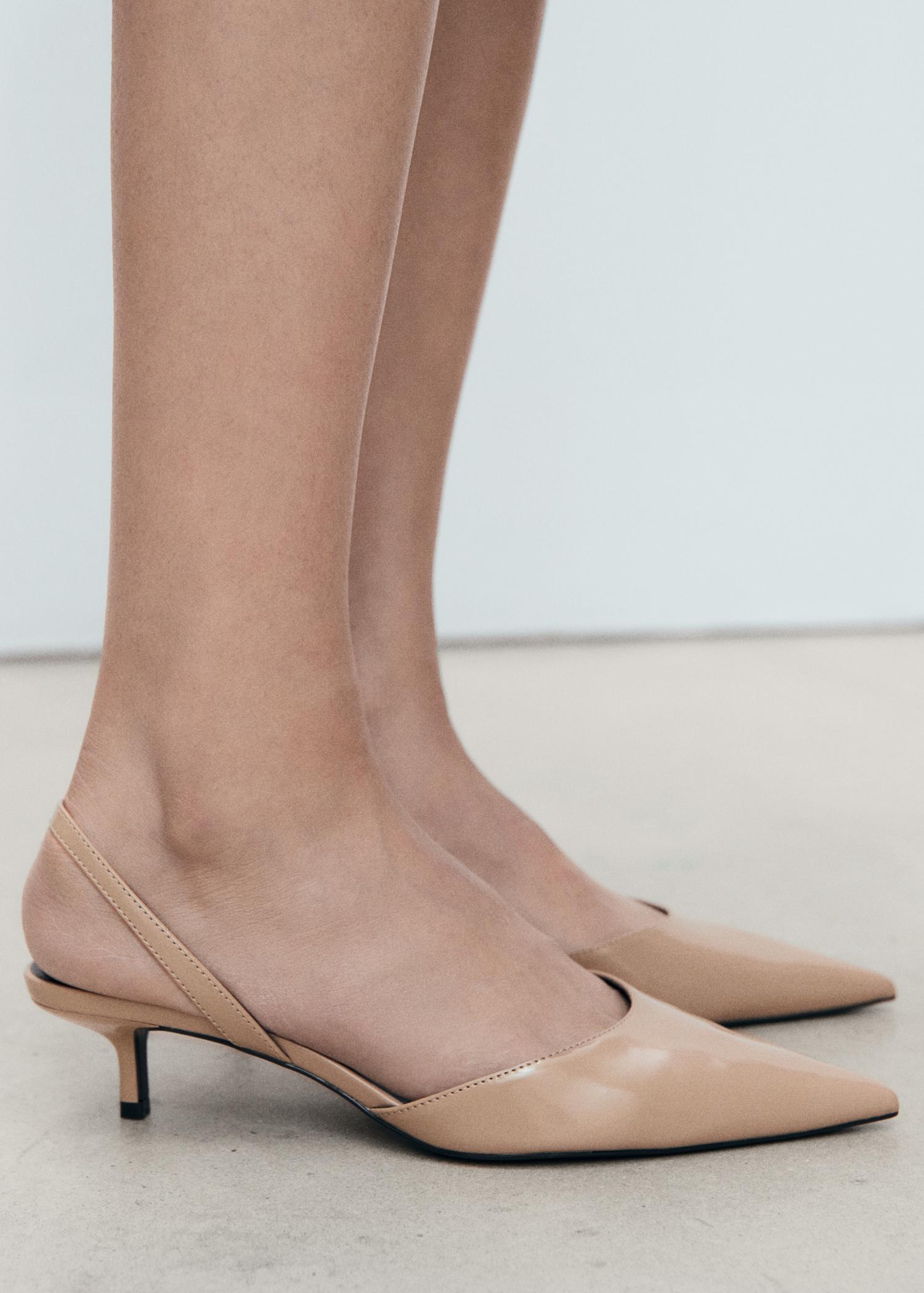 Kitten-heel pointed shoes - Women | MANGO USA Product Image