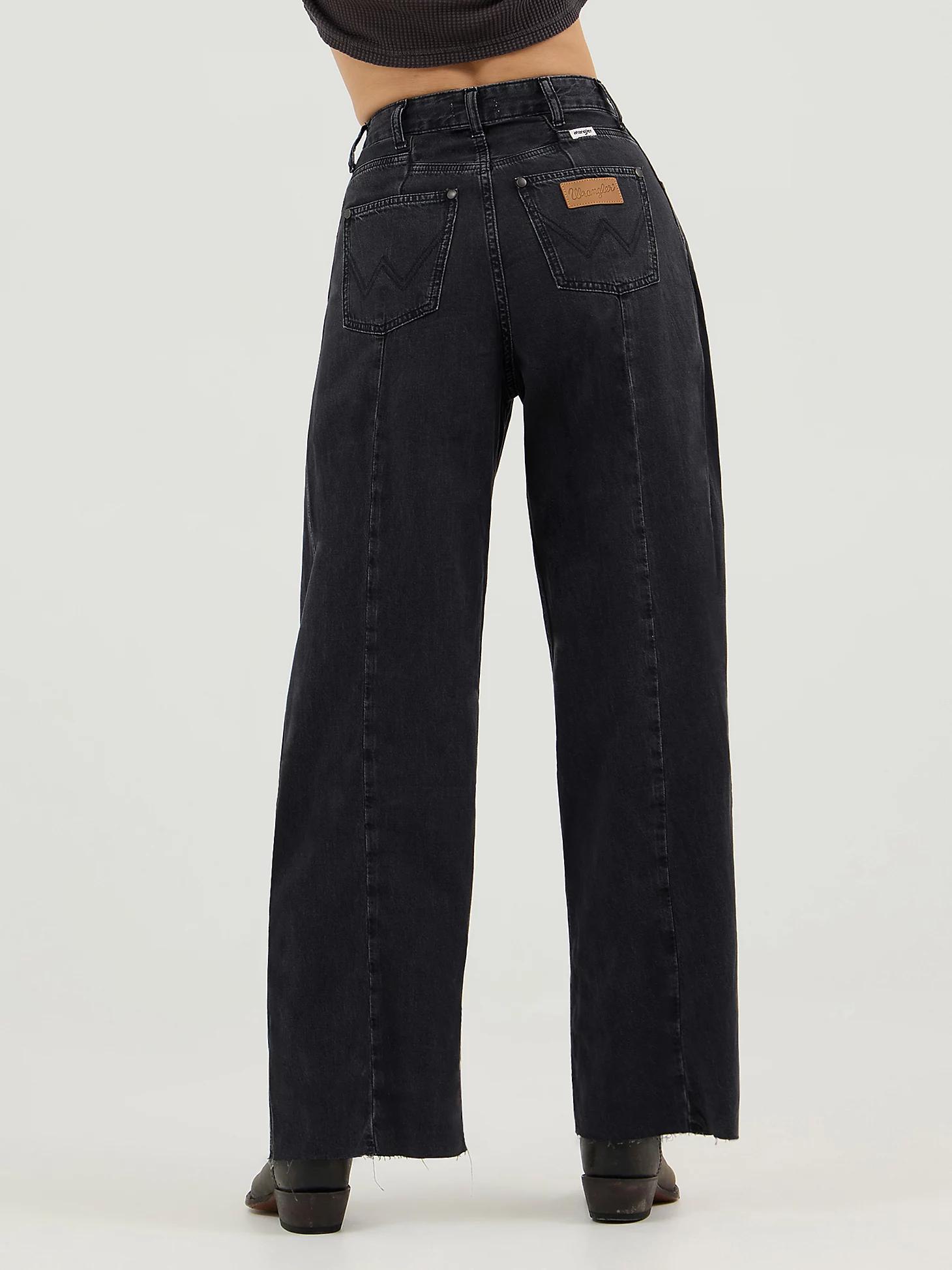 Women's Cowboy Barrel Jean in Rinse Product Image