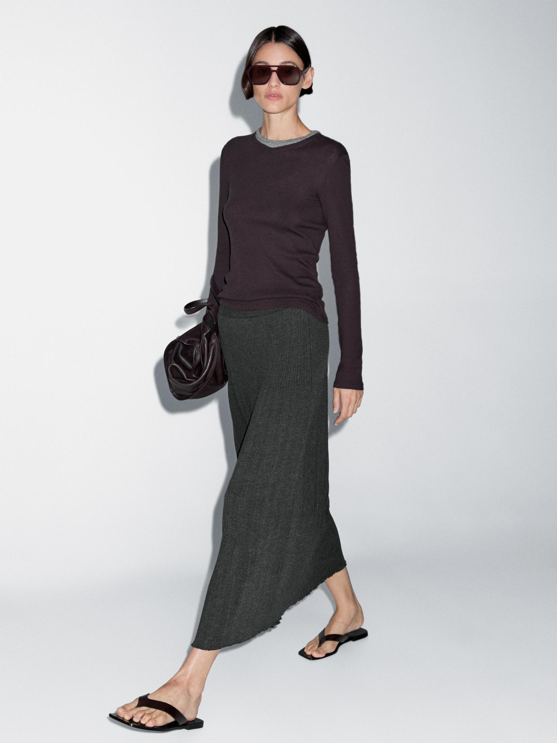 Pleated knit midi skirt Product Image