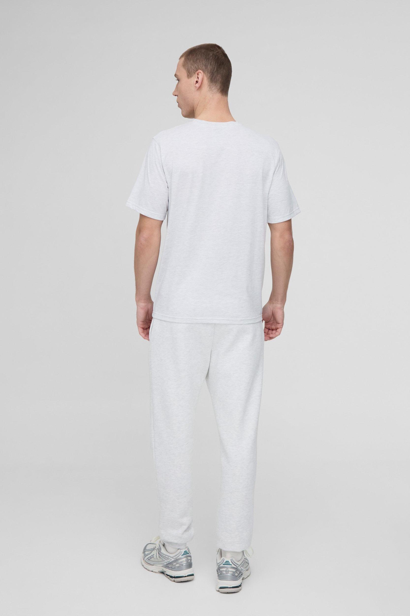 Regular Fit Basic Crew Neck T-shirt | boohooMAN USA Product Image