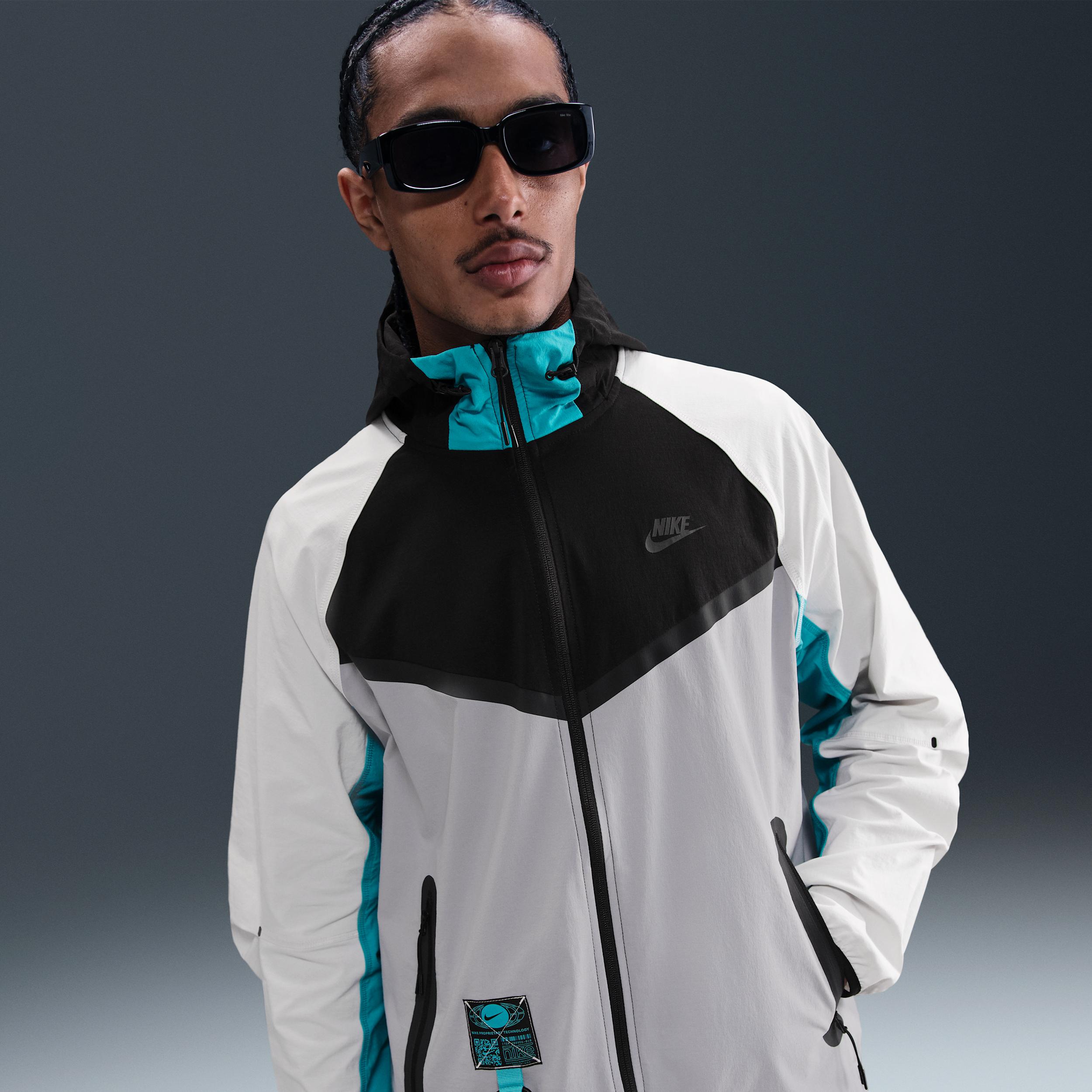 Nike Men's Tech Woven Windrunner Full-Zip Jacket Product Image