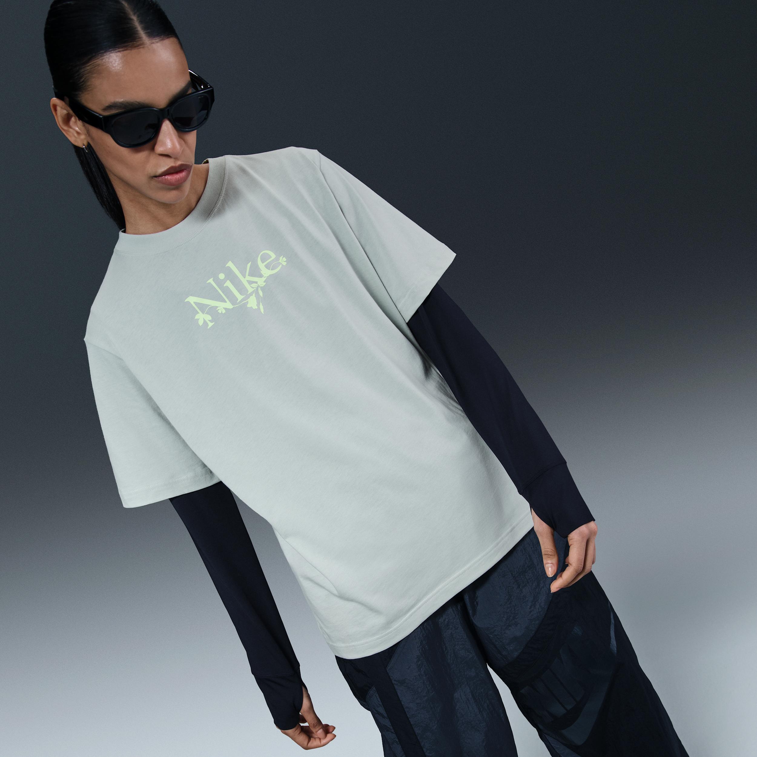 Women's Nike Sportswear Loose Short-Sleeve T-Shirt Product Image