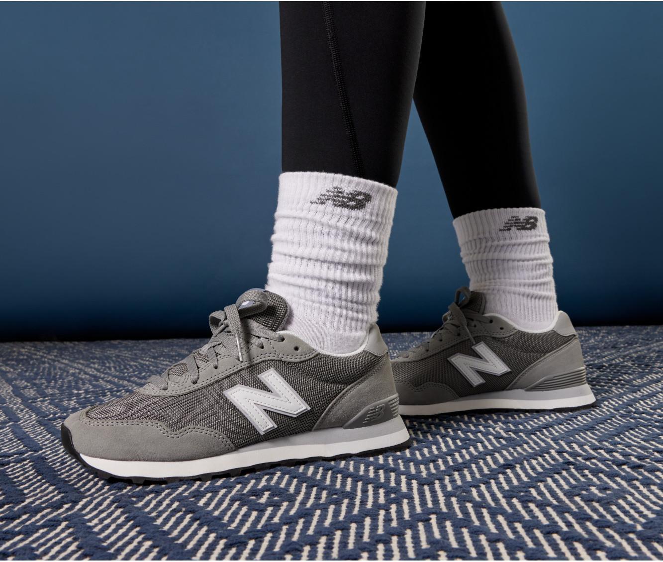 Women's New Balance 515 V4 Sneakers Product Image