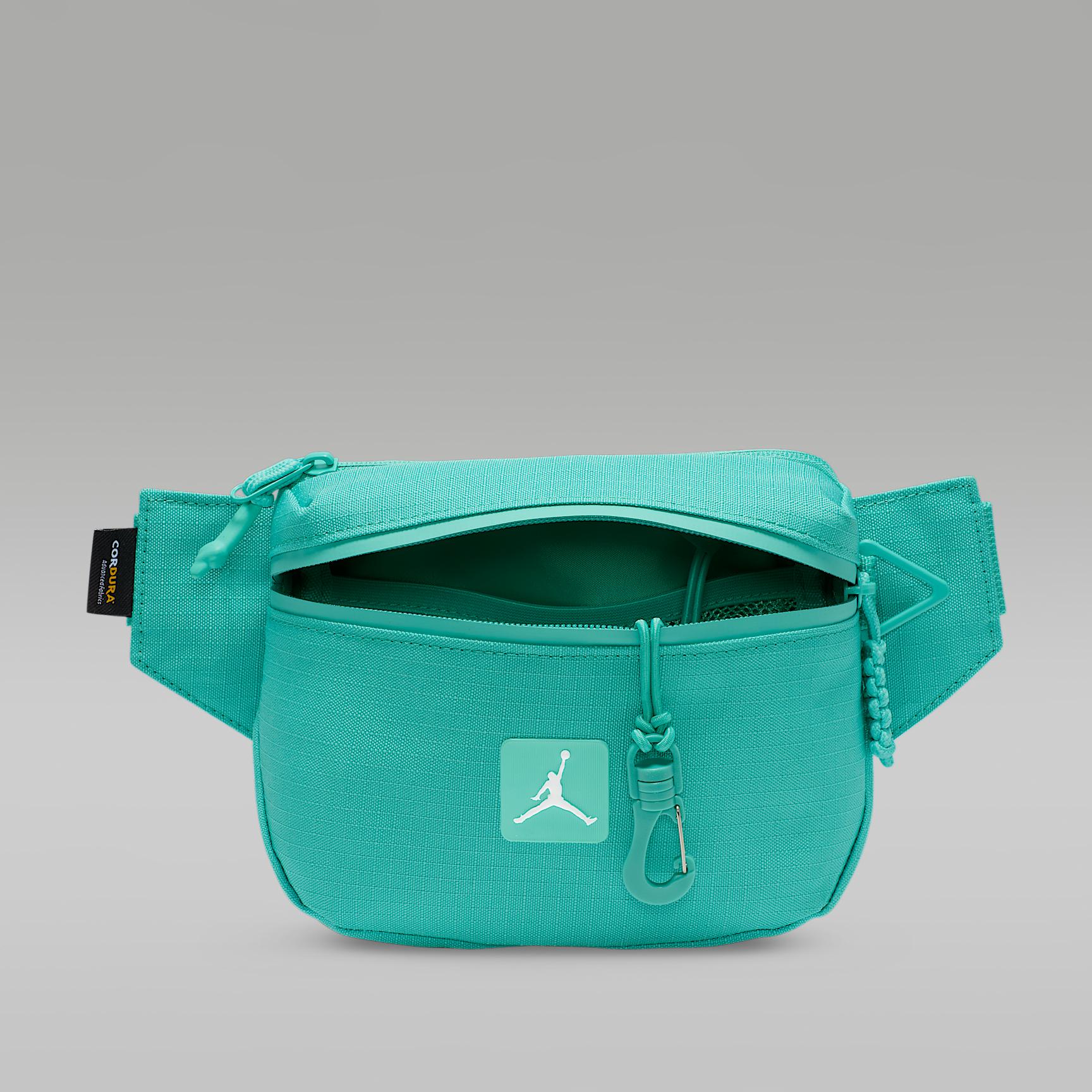 Jordan Franchise Crossbody Bag (2L) Product Image