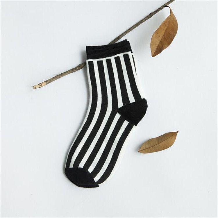 Contrast Color Striped Socks Product Image