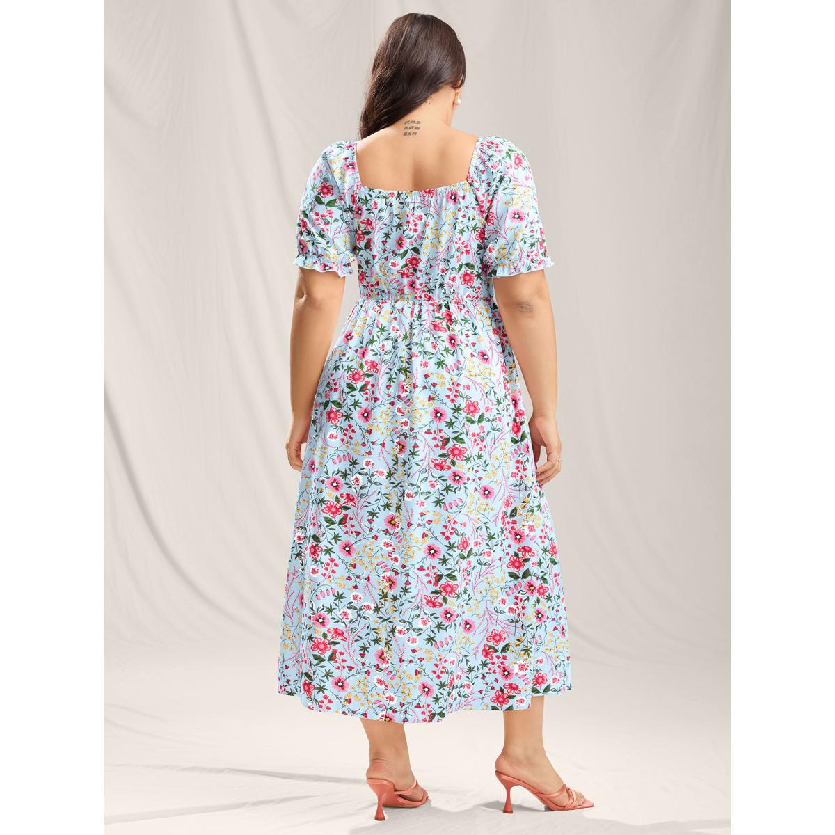 Plus Size Shirred Floral Print Pockets Maxi Dress LightBlue Women Timeless Square Neck Short sleeve Curvy BloomChic 28/5X Product Image