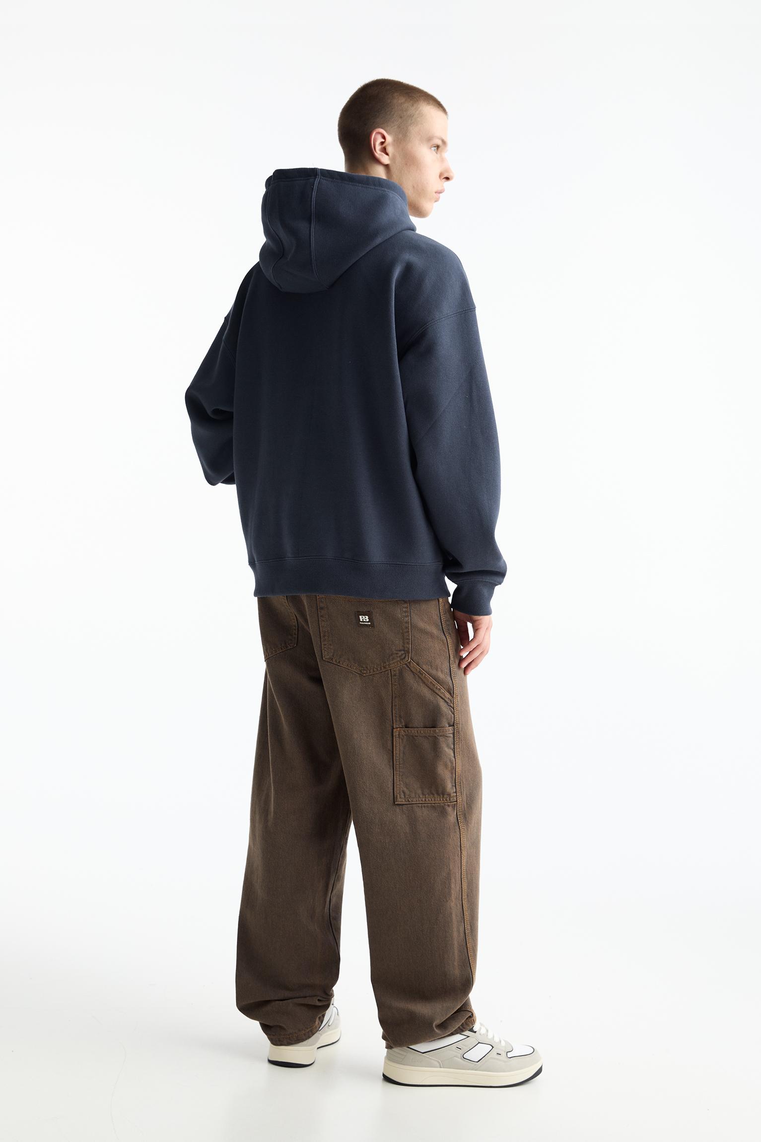 Basic hooded sweatshirt Product Image