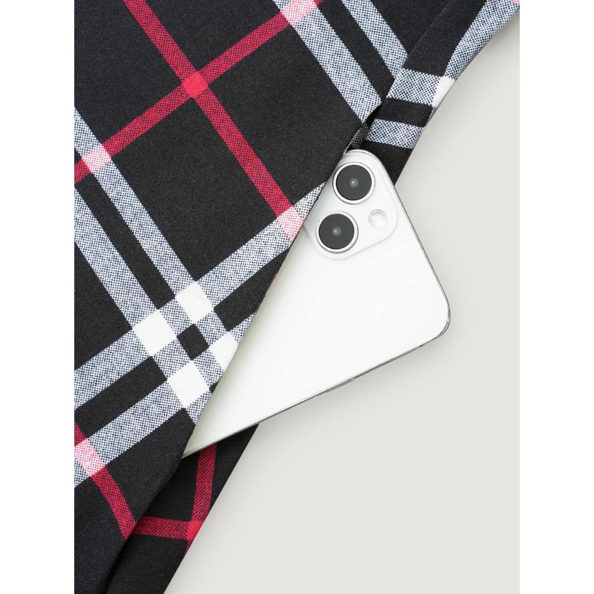 Plus Size Plaid Asymmetrical Hem Pocket T-shirt Black Women Leisure Asymmetrical Round Neck Loose Casual T-shirts BloomChic 26/4X Product Image