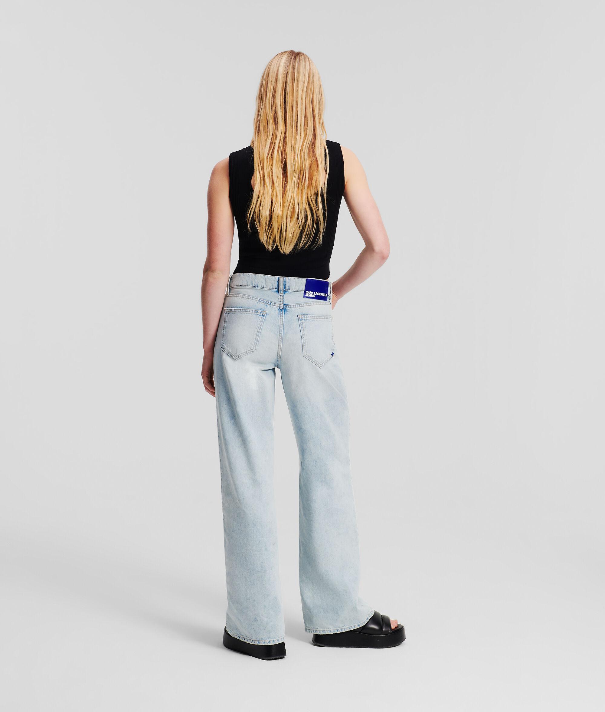 MID-RISE RELAXED JEANS Product Image